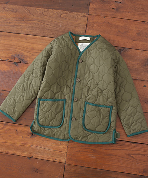 CUBE SUGAR（キューブシュガー）の「中綿キルト ミリタリージャケット（ミリタリージャケット・レディース・ネイビー/カーキ・M）」の6枚目の写真