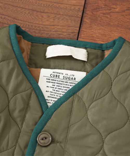 CUBE SUGAR（キューブシュガー）の「中綿キルト ミリタリージャケット（ミリタリージャケット・レディース・ネイビー/カーキ・M）」の7枚目の写真