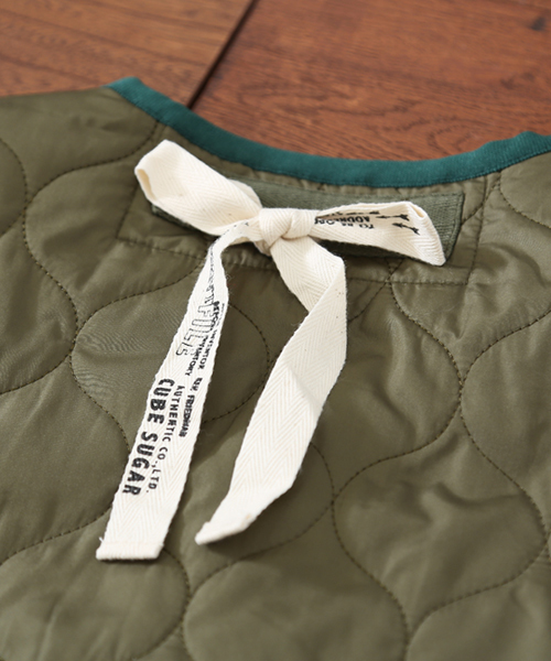 CUBE SUGAR（キューブシュガー）の「中綿キルト ミリタリージャケット（ミリタリージャケット・レディース・ネイビー/カーキ・M）」の13枚目の写真