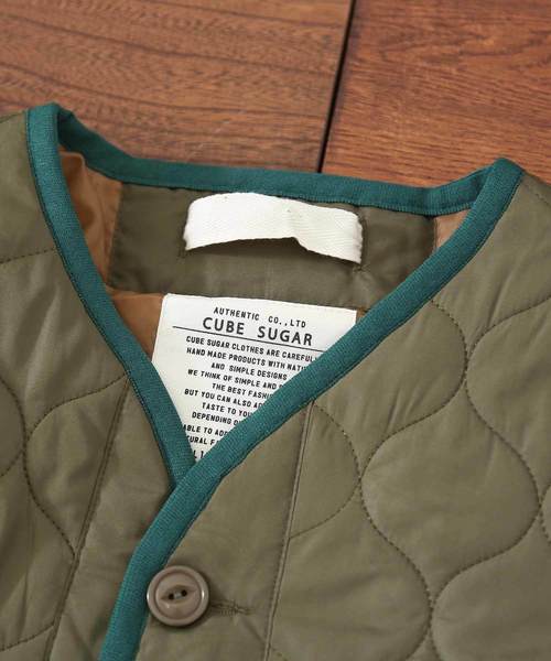 CUBE SUGAR（キューブシュガー）の「中綿キルト ミリタリージャケット（ミリタリージャケット・レディース・ネイビー/カーキ・M）」の22枚目の写真