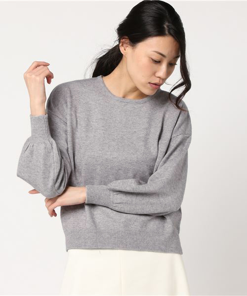 earth music&ecology(アースミュージックアンドエコロジー)の「シアバター加工ボリュームスリーブニットプルオーバー(ニット/セーター・レディース・ネイビー/サックスブルー/アイボリー/ラベンダー/杢グレー/ライトピンク・FREE)」の3枚目の写真