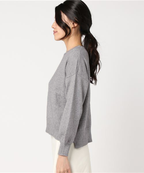 earth music&ecology(アースミュージックアンドエコロジー)の「シアバター加工ボリュームスリーブニットプルオーバー(ニット/セーター・レディース・ネイビー/サックスブルー/アイボリー/ラベンダー/杢グレー/ライトピンク・FREE)」の8枚目の写真