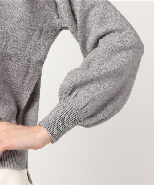 earth music&ecology(アースミュージックアンドエコロジー)の「シアバター加工ボリュームスリーブニットプルオーバー(ニット/セーター・レディース・ネイビー/サックスブルー/アイボリー/ラベンダー/杢グレー/ライトピンク・FREE)」の10枚目の写真