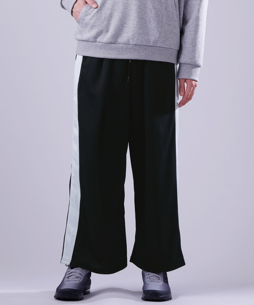 MONO-MART（モノマート）の「ジャージライントラックパンツ(スキニー/テーパード/ワイド)（その他パンツ・メンズ・ブラック系その他/ブラック系その他3/ブラック系その他2・L/L size/LARGE/M/M size/MEDIUM）」の17枚目の写真