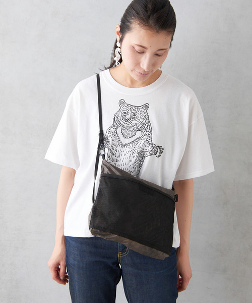 BURLAP OUTFITTER(バーラップアウトフィッター)の「【BURLAP OUTFITTER×ear】(RED LIST)サコッシュ(ショルダーバッグ・レディース・ブラック・FREE)」の17枚目の写真