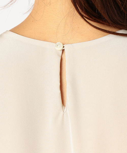 SHIPS（シップス）の「フロントギャザーショートスリーブブラウス（シャツ/ブラウス・レディース・グレー/オフホワイト/ピンク・38/36）」の13枚目の写真