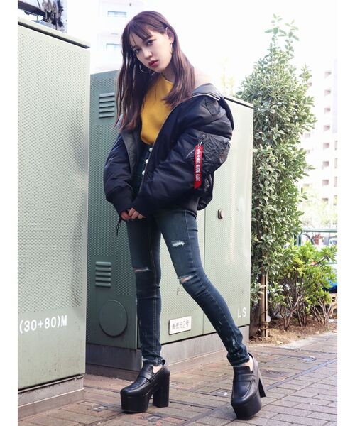 新品未使用 EMODA ダメージデニム セール】セミクラッシュハイウエストパギンス（デニムパンツ