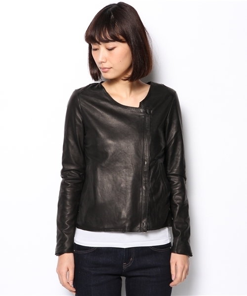 SHIPS for women（シップスフォーウィメン）の「ラムレザー ノーカラージャケット（ノーカラージャケット・レディース・ブラック/ベージュ系その他・38/36）」の3枚目の写真