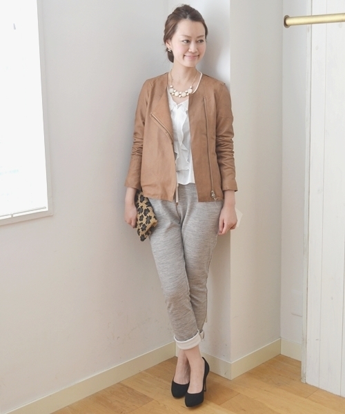 SHIPS for women（シップスフォーウィメン）の「ラムレザー ノーカラージャケット（ノーカラージャケット・レディース・ブラック/ベージュ系その他・38/36）」の19枚目の写真