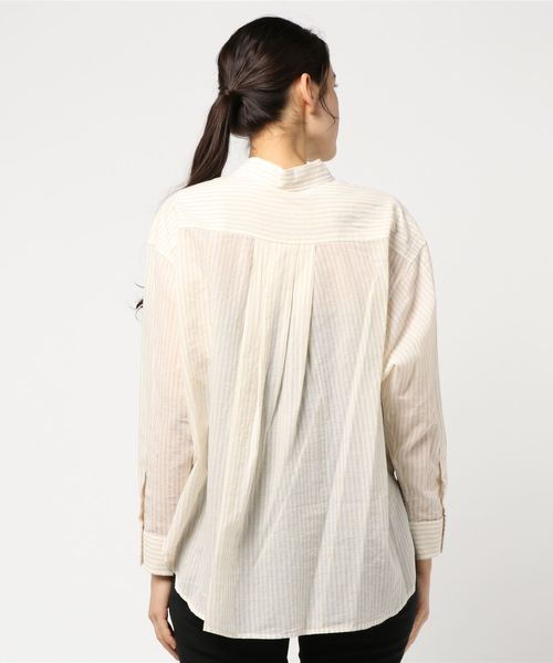 ADAM ET ROPE'(アダムエロペ)の「KHADIコットンチュニックシャツ(シャツ/ブラウス・レディース・ホワイト/ベージュ/イエロー・FREE)」の19枚目の写真
