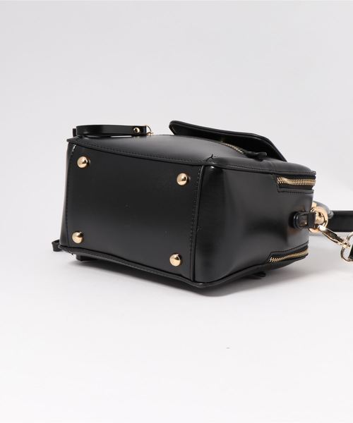 archives（アルシーヴ）の「スクエアZIP Bag（ショルダーバッグ・レディース・ブラック/ブラウン/レンガ・MEDIUM）」の4枚目の写真