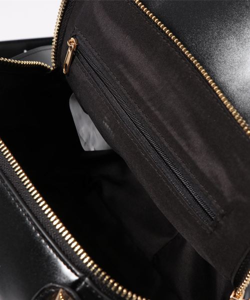 archives（アルシーヴ）の「スクエアZIP Bag（ショルダーバッグ・レディース・ブラック/ブラウン/レンガ・MEDIUM）」の8枚目の写真