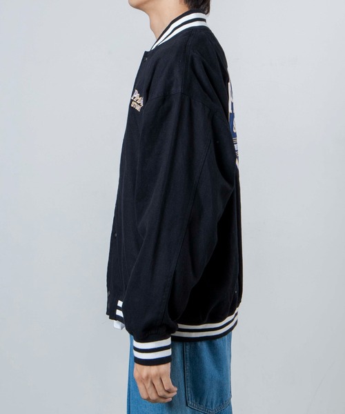 WEGO（ウィゴー）の「WEGO/カツラギロゴビッグシルエットスタジャン（スタジャン・メンズ・ホワイト/ブラック・MEDIUM/LARGE）」の17枚目の写真