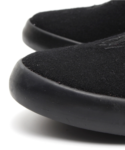 POLO RALPH LAUREN（ポロ ラルフ ローレン）の「ジュニア ポロ ラルフローレン スリッポン POLO SERENA WOOL iTK（スニーカー・レディース・ベージュ/ブラック/グレー/ネイビー・24cm/24.5cm/23cm/23.5cm）」の6枚目の写真