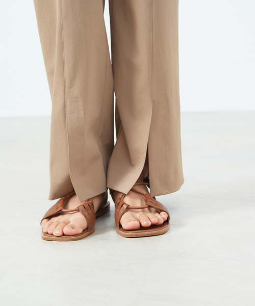 qualite（カリテ）の「2WAYストレッチセンターベンツパンツ（その他パンツ・レディース・ブラック/グリーン/モカ/ライトブルー・40/38/36）」の10枚目の写真