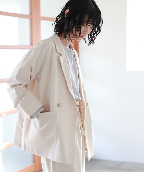 LAKOLE(ラコレ)の「サマーツイードダブルジャケット / 933530(テーラードジャケット・レディース・オフホワイト/ネイビー/キャメル・SMALL/MEDIUM)」の1枚目の写真