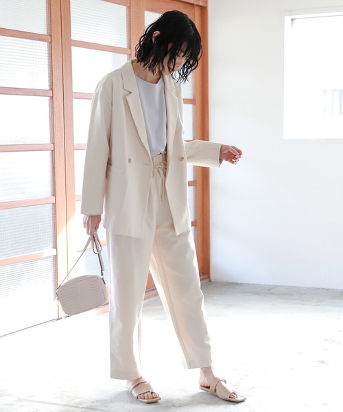 LAKOLE(ラコレ)の「サマーツイードダブルジャケット / 933530(テーラードジャケット・レディース・オフホワイト/ネイビー/キャメル・SMALL/MEDIUM)」の4枚目の写真