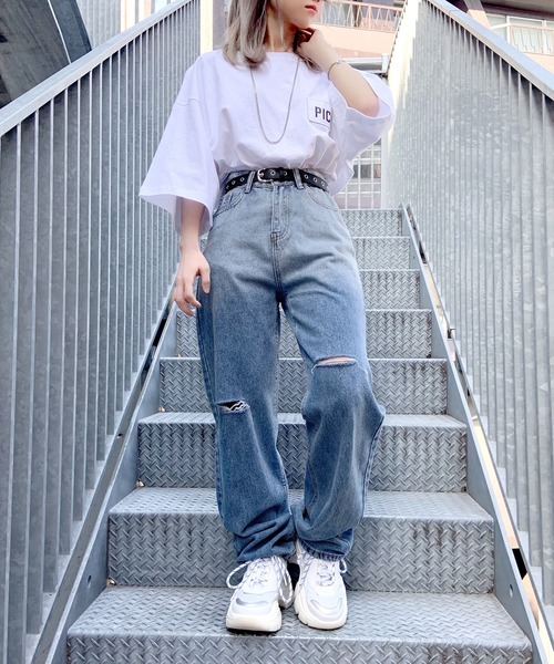 Figments(フィグメンツ)の「グラデーションデニムパンツ(デニムパンツ・レディース・ライトインディゴブルー・SMALL/MEDIUM)」の3枚目の写真