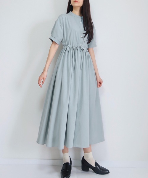 PURIL（ピュリル）の「【PURIL】バンドカラーゆるシャツ半袖ワンピース（シャツワンピース・レディース・ブラック/イエロー/ブルー系その他・S/M/L/XS）」の3枚目の写真