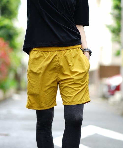 OUTDOOR PRODUCTS(アウトドアプロダクツ)の「【OUTDOOR PRODUCTS】マルチファンクションバギーショートパンツ(その他パンツ・レディース・ホワイト/ブラック/ピンク/イエロー/グリーン/カーキ・MEDIUM/LARGE)」の1枚目の写真