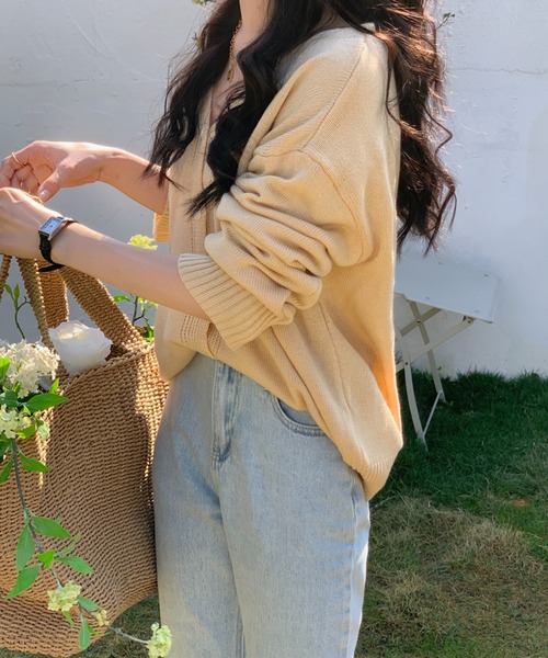 ABITOKYO(アビトーキョー)の「Vネックカーディガン(カーディガン/ボレロ・レディース・ブラック/パープル/グレー/ブルー/イエロー/ピンク/ライトグリーン・FREE)」の8枚目の写真