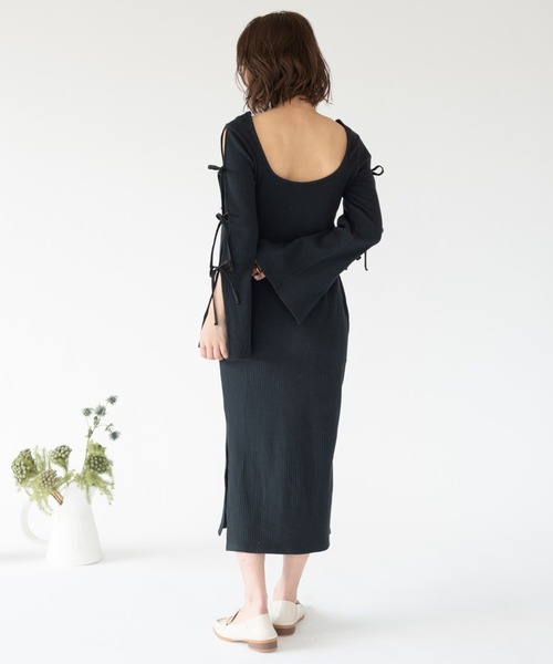 VRIA CHARME（バリアシャルム）の「スリットカットリボンドレス/ワンピース（ワンピース・レディース・ベージュ/ブラック・FREE）」の12枚目の写真