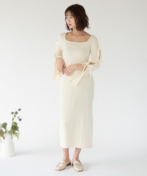 VRIA CHARME（バリアシャルム）の「スリットカットリボンドレス/ワンピース（ワンピース・レディース・ベージュ/ブラック・FREE）」の13枚目の写真