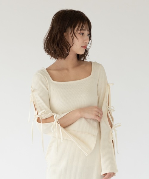 VRIA CHARME（バリアシャルム）の「スリットカットリボンドレス/ワンピース（ワンピース・レディース・ベージュ/ブラック・FREE）」の7枚目の写真