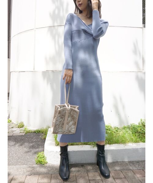 MERCURYDUO（マーキュリーデュオ）の「フェイクレザーストレッチショートブーツ（その他シューズ・レディース・ブラック/ブラウン/アイボリー・38/36）」の6枚目の写真