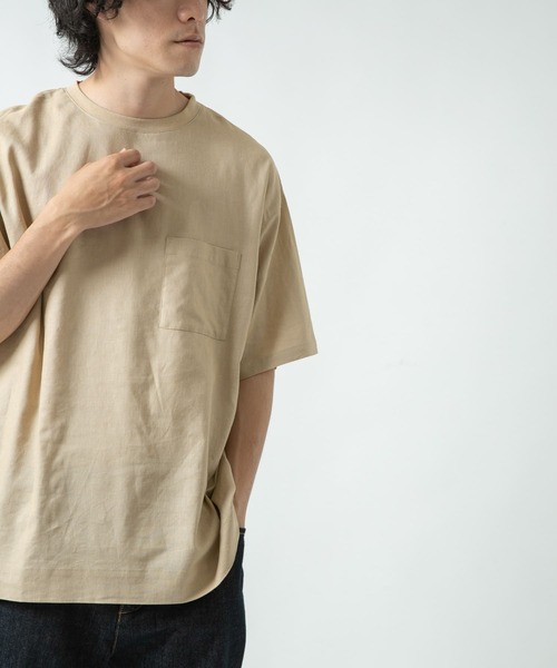 ITEMS URBANRESEARCH（アイテムズ アーバンリサーチ）の「『セットアップ着用可能』麻レーヨン ストレッチ半袖プルオーバー（Tシャツ/カットソー・メンズ・ブラック/カーキ/ピンク/ベージュ・LARGE/MEDIUM）」の19枚目の写真