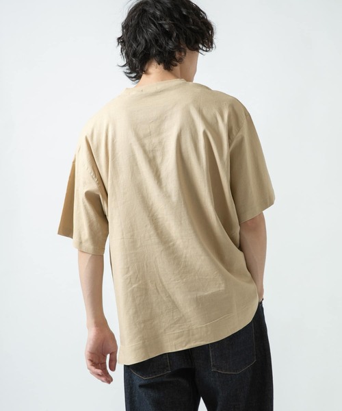 ITEMS URBANRESEARCH（アイテムズ アーバンリサーチ）の「『セットアップ着用可能』麻レーヨン ストレッチ半袖プルオーバー（Tシャツ/カットソー・メンズ・ブラック/カーキ/ピンク/ベージュ・LARGE/MEDIUM）」の21枚目の写真