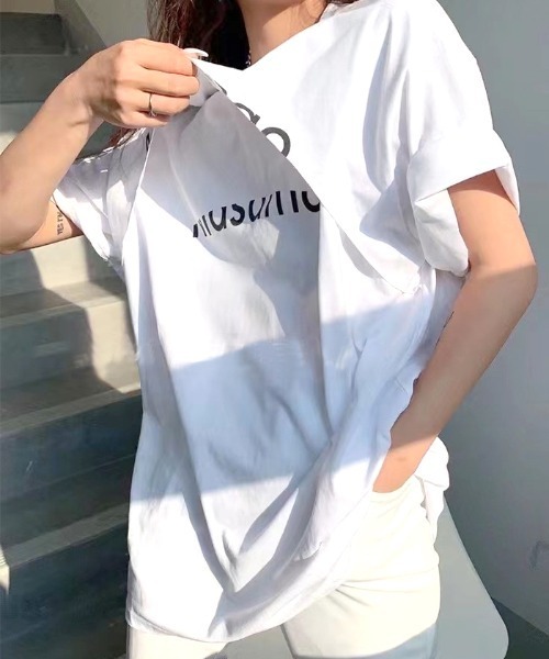 Futier land（フューティアランド）の「カッティングロゴTシャツ（Tシャツ/カットソー・レディース・ホワイト/ブラック・FREE）」の4枚目の写真