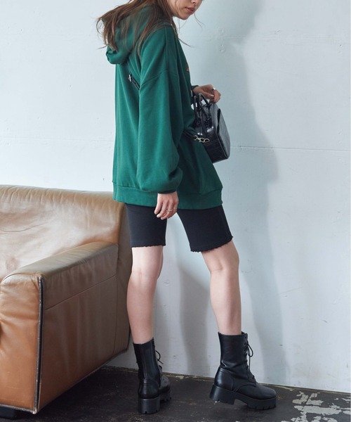 WEGO（ウィゴー）の「WEGO/ボリュームスリーブプルパーカー（パーカー・レディース・ダークグリーン/ネイビー/オートミール・FREE）」の15枚目の写真