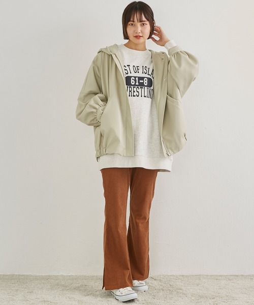 LAVEANGE(ラビアンジェ)の「ビックシルエット フェイクレザーフードブルゾン(ブルゾン・レディース・ブラック/ベージュ/カーキ・LL/3L/4L/M)」の9枚目の写真