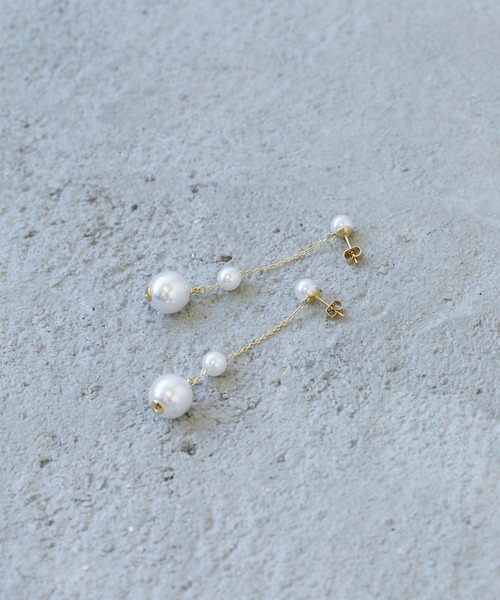 Birthday room（バースデイルーム）の「さり気なく個性をプラス。ドロップパールピアス（ピアス（両耳用）・レディース・ゴールド・FREE）」の6枚目の写真