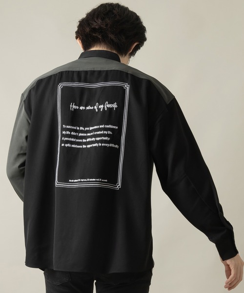 SlashDate(スラッシュデイト)の「ナチュラルストレッチ バックフォトプリント&バック刺繍トロミシャツ(シャツ/ブラウス・メンズ・ホワイト/ブラック/ブラック系その他/ブラック系その他2・M/L)」の4枚目の写真