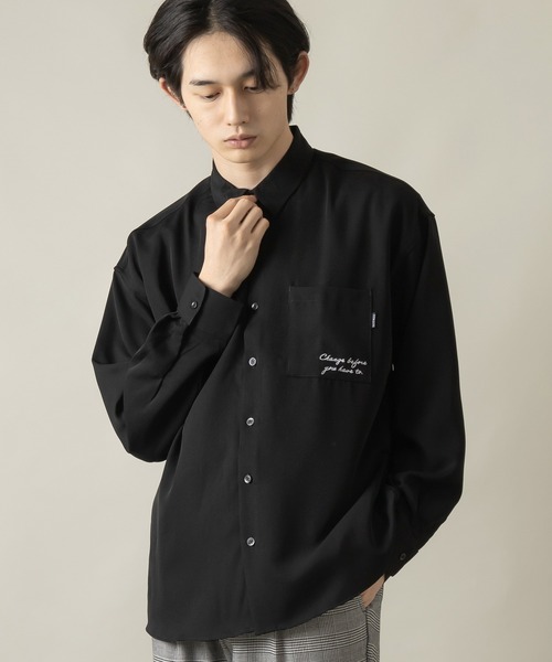 SlashDate(スラッシュデイト)の「ナチュラルストレッチ バックフォトプリント&バック刺繍トロミシャツ(シャツ/ブラウス・メンズ・ホワイト/ブラック/ブラック系その他/ブラック系その他2・M/L)」の13枚目の写真