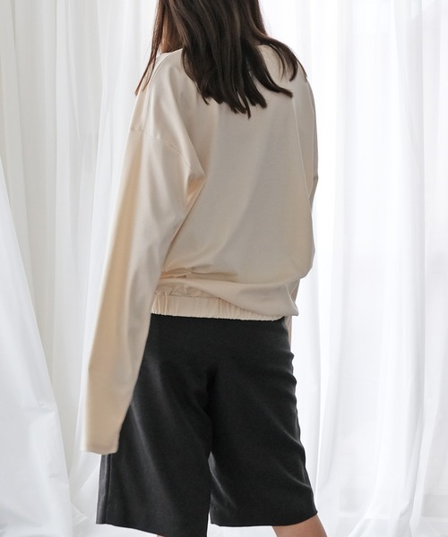 AKTE（アクテ）の「ヘムギャザープルオーバー（Tシャツ/カットソー・レディース・ブラック/オフホワイト/ブルー・FREE）」の10枚目の写真