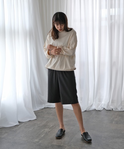 AKTE（アクテ）の「ヘムギャザープルオーバー（Tシャツ/カットソー・レディース・ブラック/オフホワイト/ブルー・FREE）」の19枚目の写真