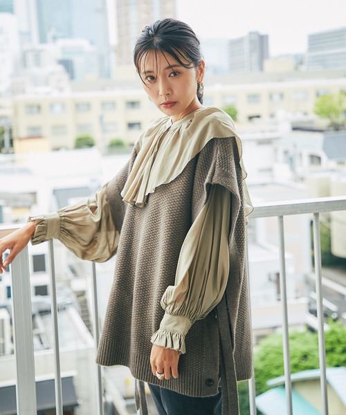 RIVE DROITE（リヴドロワ）の「コーデにアクセントをつけてくれる　カノコ編2wayニットベスト（ニット/セーター・レディース・ブラウン・FREE）」の4枚目の写真