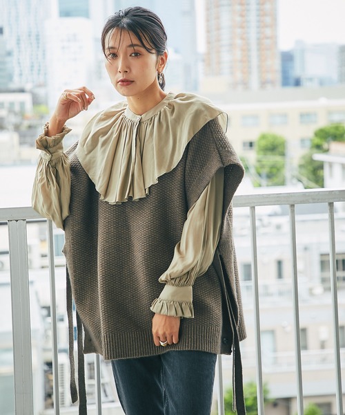 RIVE DROITE（リヴドロワ）の「コーデにアクセントをつけてくれる　カノコ編2wayニットベスト（ニット/セーター・レディース・ブラウン・FREE）」の5枚目の写真