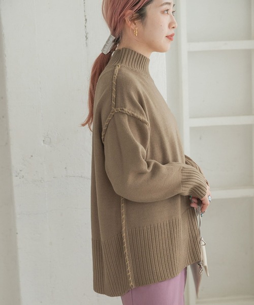 ITEMS URBANRESEARCH(アイテムズ アーバンリサーチ)の「バックスリットハンドメイドニット(ニット/セーター・レディース・グレー系その他/モカ/チャコールグレー/グリーン/ブラウン/パープル・FREE)」の11枚目の写真