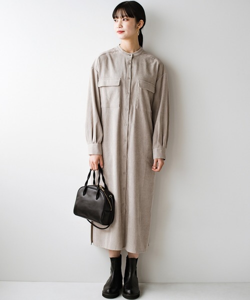haco!（ハコ）の「さっと着てコーデが完成！楽ちんに秋冬気分高まる　羽織りにも便利なコーデュロイワンピース（ワンピース・レディース・ライトグレー/キャメル・SMALL/MEDIUM/LARGE/X-LARGE）」の9枚目の写真