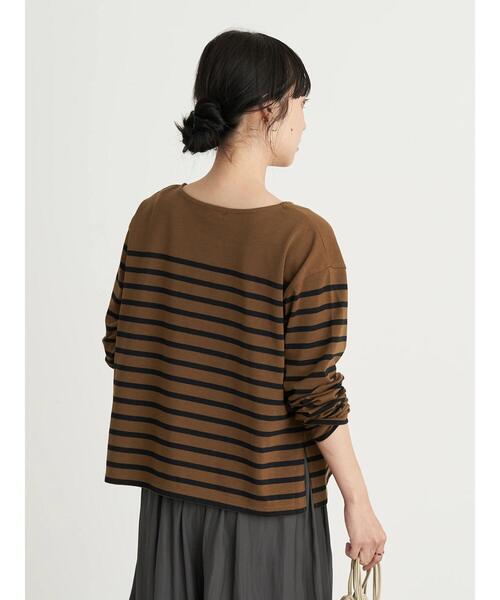 earth music&ecology（アースミュージックアンドエコロジー）の「パネルボーダーカットプルオーバー　＊（Tシャツ/カットソー・レディース・チャコールグレー/ネイビー/グリーン/モカ・FREE）」の16枚目の写真