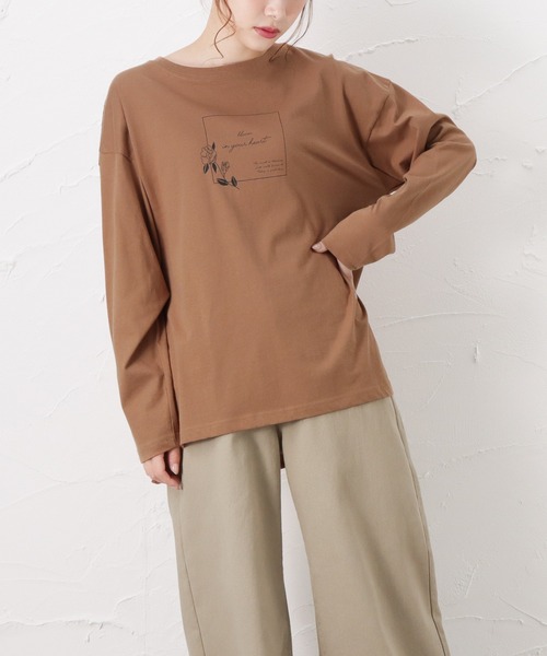 Mac-House(マックハウス)の「フラワープリントロングスリーブTシャツ(Tシャツ/カットソー・レディース・ホワイト/ベージュ/オレンジ・M/L)」の3枚目の写真