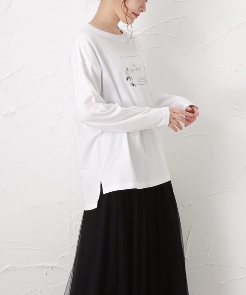 Mac-House(マックハウス)の「フラワープリントロングスリーブTシャツ(Tシャツ/カットソー・レディース・ホワイト/ベージュ/オレンジ・M/L)」の7枚目の写真