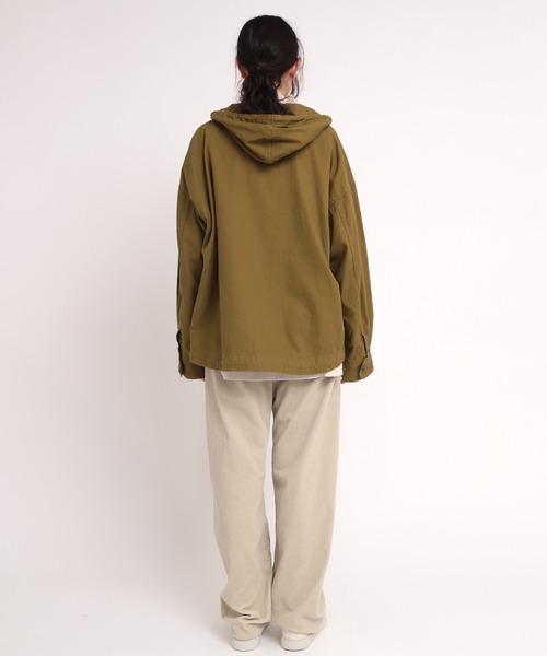RNA-N（アールエヌエーエヌ）の「J1996 オックスアノラックパーカー（マウンテンパーカー・レディース・オリーブ/ナチュラル・MEDIUM）」の21枚目の写真