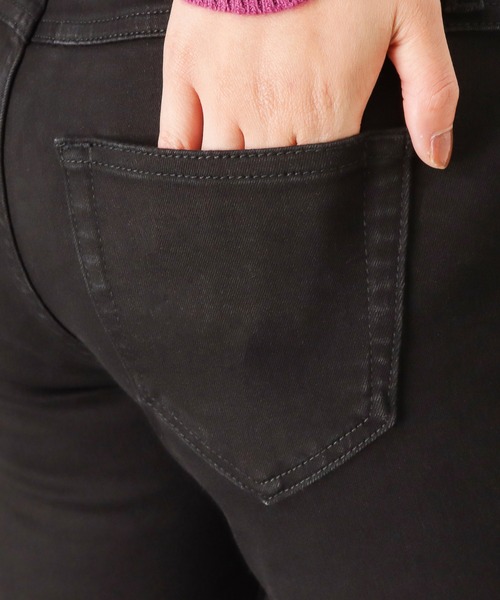 NAVY(ネイビー)の「ストレッチ スキニーパンツ(その他パンツ・レディース・ブラック/ダークブルー/ワンウォッシュ/ライトインディゴブルー/ライトブルー/ブラック系1・S/L/XS/M)」の20枚目の写真