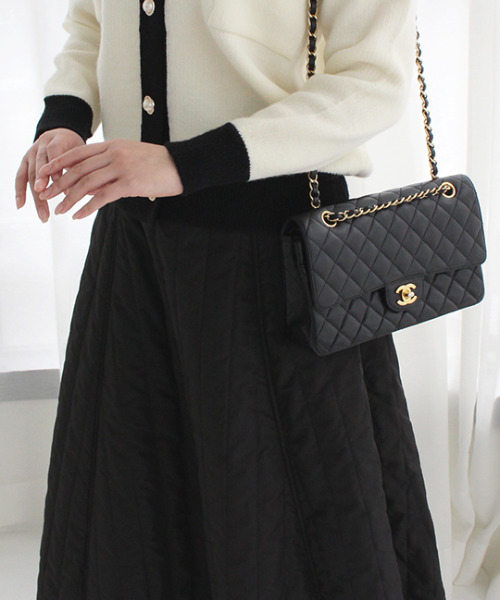 MODE ROBE（モードローブ）の「キルティングフレアスカート（スカート・レディース・ブラック/カーキ/アイボリー・FREE）」の8枚目の写真