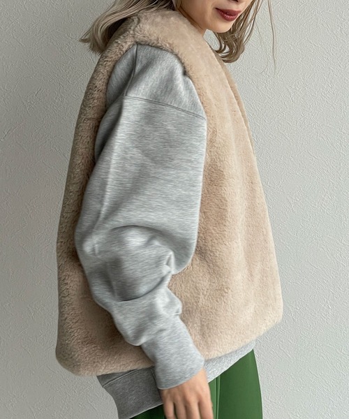 w closet(ダブルクローゼット)の「プリントスエットクルーBIGプルオーバー(スウェット・レディース・トップグレー/スモークグレー/スミクロ・FREE)」の11枚目の写真